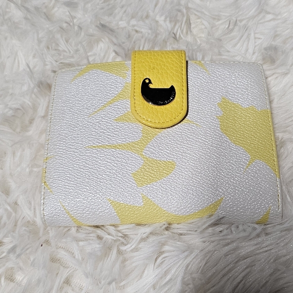 Tri-Fold Wallet BUXTON Yellow & White RFID Coin Purse Pebble Leather Floral - Picture 12 of 12
